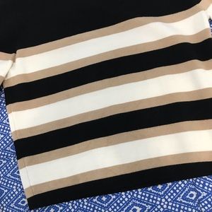Forever 21 Sweaters - Crop Colorblock Sweater Forever 21 Sweaters - Crop Colorblock Sweater